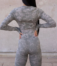 Load image into Gallery viewer, VITAL CAMO 360 LONG SLEEVE CROP TOP
